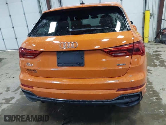 2023 Audi Q3 S line Premium z VIN WA1DECF3XP1112714, wystawiony jako IAAI lot #41918405 z przebiegiem 30 969 mil mil oraz . Historia ofert i sprzedaży dostępna na DreamBid. Obrazek 17.