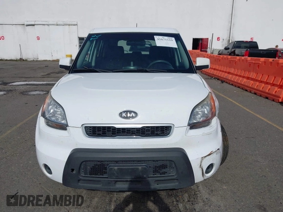 2011 Kia Soul + with VIN KNDJT2A23B7267442, listed as a IAAI auction lot 41671119 with 123,577 mi miles. Bid and sale history available at carsss.com. Image 12.