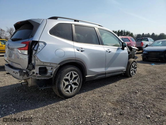 2021 Subaru Forester Premium with VIN JF2SKAJCXMH444867, listed as a Copart auction lot 48409865 with 18,275 mi miles and Salvage Title. Bid and sale history available at carsss.com. Image 3.