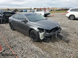2020 Ford Fusion Plug-In Hybrid Titanium with VIN 3FA6P0SU1LR158590, listed as a Copart auction lot 76422084 with 69,553 mi miles and Salvage Title. Bid and sale history available at carsss.com. Image 4.