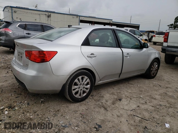 2011 Kia Forte EX with VIN KNAFU4A24B5449092, listed as a Copart auction lot 61679584 with 129,196 mi miles and Non Repairable. Bid and sale history available at carsss.com. Image 3.