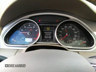 2014 Audi Q7 Premium Plus with VIN WA1LGBFE8ED016688, listed as a IAAI auction lot 42717215 with 61,517 mi miles and . Bid and sale history available at DreamBid. Image 7.