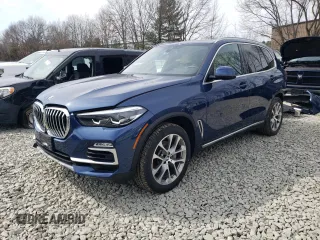 2021 BMW X5 xDrive40i with VIN 5UXCR6C01M9F35701, listed as a Copart auction lot 48347725 with 42,280 mi miles and Salvage Title. Bid and sale history available at carsss.com. Image 1.