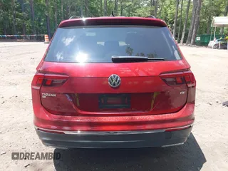 2018 Volkswagen Tiguan SEL with VIN 3VV3B7AX6JM073546, listed as a IAAI auction lot 42439602 with 97,109 mi miles and . Bid and sale history available at DreamBid. Image 16.
