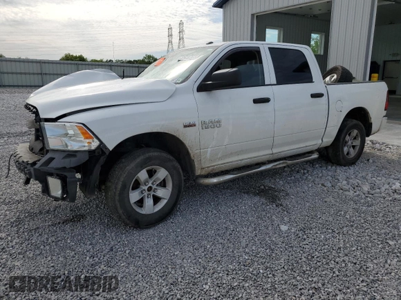 2018 Ram 1500 Express z VIN 3C6RR7KT8JG265301, wystawiony jako Copart lot #56287975 z przebiegiem Nie podano mil oraz Czysty tytuł • Clean title. Historia ofert i sprzedaży dostępna na DreamBid. Obrazek 1.