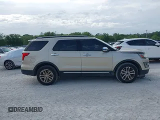 2017 Ford Explorer XLT с VIN 1FM5K7DH7HGA84857, выставлен на аукционе IAAI как лот 42064280 с пробегом 92 489 миль миль и . История ставок и продаж доступна на DreamBid. Изображение 13.