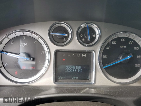 2010 Cadillac Escalade z VIN 1GYUKAEF8AR254884, wystawiony jako Copart lot #44844935 z przebiegiem 130 269 mil mil oraz Szkody całkowita. Historia ofert i sprzedaży dostępna na DreamBid. Obrazek 9.