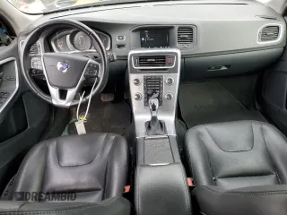2017 Volvo V60 Premier with VIN YV140MEK4H1336513, listed as a Copart auction lot 88497705 with 89,477 mi miles and Salvage Title. Bid and sale history available at carsss.com. Image 8.