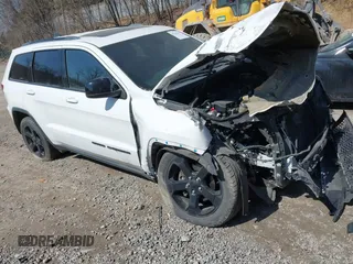 2019 Jeep Grand Cherokee Upland with VIN 1C4RJFAG4KC621150, listed as a IAAI auction lot 41782333 with 98,801 mi miles. Bid and sale history available at carsss.com. Image 1.