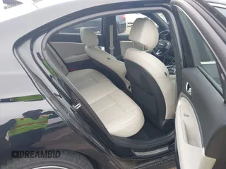 2023 Genesis G70 2.0T z VIN KMTG34TA5PU123377, wystawiony jako IAAI lot #41632566 z przebiegiem 12 184 mil mil oraz . Historia ofert i sprzedaży dostępna na DreamBid. Obrazek 8.