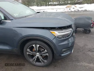 2020 Volvo XC40 Inscription z VIN YV4162UL9L2264634, wystawiony jako IAAI lot #41717331 z przebiegiem 36 243 mil mil oraz . Historia ofert i sprzedaży dostępna na DreamBid. Obrazek 17.
