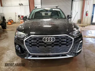 2023 Audi Q5 S line Premium Plus z VIN WA1EAAFY0P2012471, wystawiony jako Copart lot #46834795 z przebiegiem 37 811 mil mil oraz Nie do naprawy. Historia ofert i sprzedaży dostępna na DreamBid. Obrazek 5.
