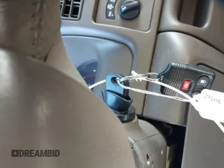 2000 Ford Excursion Limited с VIN 1FMSU43F4YEC71853, выставлен на аукционе IAAI как лот 41405726 с пробегом 225 956 миль миль и . История ставок и продаж доступна на DreamBid. Изображение 11.