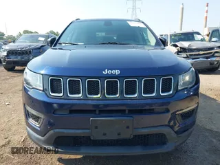 2018 Jeep Compass Sport with VIN 3C4NJDAB8JT143518, listed as a IAAI auction lot 42465162 with 183,632 mi miles and . Bid and sale history available at DreamBid. Image 12.