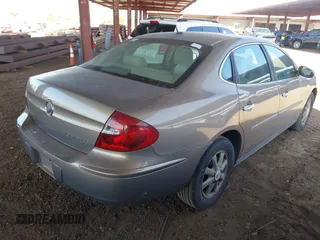 2007 Buick LaCrosse CX with VIN 2G4WC582971189617, listed as a IAAI auction lot 42510949 with Not provided miles and . Bid and sale history available at DreamBid. Image 4.