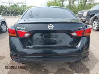 2020 Nissan Altima SL z VIN 1N4BL4EV1LC229811, wystawiony jako IAAI lot #42178544 z przebiegiem 75 430 mil mil oraz . Historia ofert i sprzedaży dostępna na DreamBid. Obrazek 17.