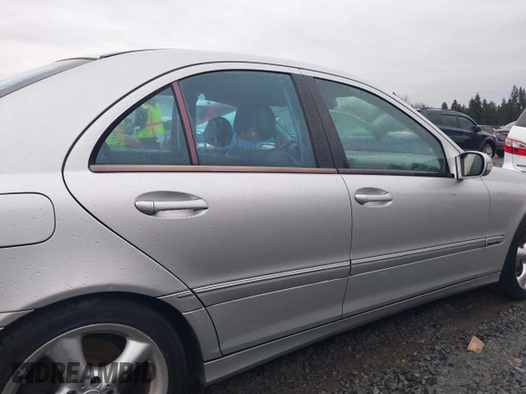 2004 Mercedes-Benz C 230 Kompressor with VIN WDBRF40J74F541277, listed as a IAAI auction lot 41480941 with 100,708 mi miles and . Bid and sale history available at DreamBid. Image 13.