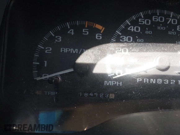 1999 Cadillac Escalade z VIN 1GYEK13R4XR411823, wystawiony jako IAAI lot #41221246 z przebiegiem 184 123 mil mil oraz . Historia ofert i sprzedaży dostępna na DreamBid. Obrazek 7.