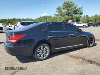 2013 Hyundai Equus Signature z VIN KMHGH4JH1DU063847, wystawiony jako Copart lot #58177565 z przebiegiem 121 715 mil mil oraz Tytuł czysty. Historia ofert i sprzedaży dostępna na DreamBid. Obrazek 3.