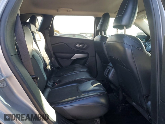 2018 Jeep Cherokee Trailhawk with VIN 1C4PJMBB9JD571773, listed as a Copart auction lot 82876514 with 137,565 mi miles and Salvage title. Bid and sale history available at DreamBid. Image 12.