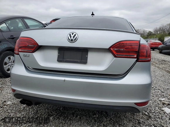 2014 Volkswagen Jetta GLI Edition 30 with VIN 3VW4S7AJ3EM261667, listed as a Copart auction lot 51170615 with 37,039 mi miles and Clean title. Bid and sale history available at DreamBid. Image 6.