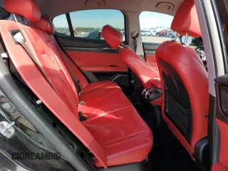 2019 Alfa Romeo Stelvio z VIN ZASPAJAN0K7C36435, wystawiony jako Copart lot #88057385 z przebiegiem Nie podano mil oraz Szkoda całkowita • Salvage title. Historia ofert i sprzedaży dostępna na DreamBid. Obrazek 12.