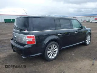 2011 Ford Flex Limited w/Ecoboost with VIN 2FMHK6DT8BBD19082, listed as a IAAI auction lot 41835209 with 231,272 mi miles. Bid and sale history available at carsss.com. Image 4.