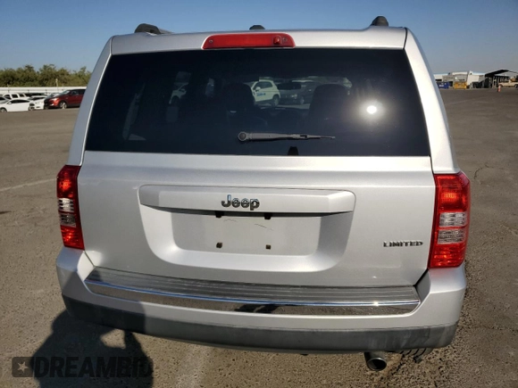 2013 Jeep Patriot Limited с VIN 1C4NJPCB7DD196932, выставлен на аукционе Copart как лот 74384244 с пробегом 137 612 миль миль и Списание • Salvage title. История ставок и продаж доступна на DreamBid. Изображение 6.