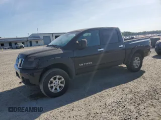 2005 Nissan Titan LE z VIN 1N6AA07B55N550035, wystawiony jako Copart lot #54457915 z przebiegiem 183 091 mil mil oraz Szkoda całkowita • Salvage title. Historia ofert i sprzedaży dostępna na DreamBid. Obrazek 1.