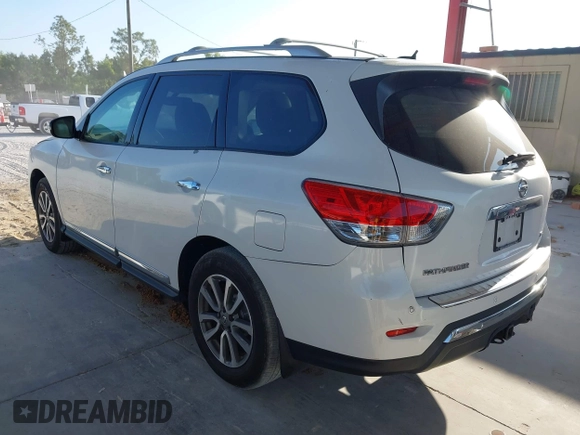 2014 Nissan Pathfinder SV with VIN 5N1AR2MN4EC626860, listed as a IAAI auction lot 42094147 with 275,819 mi miles. Bid and sale history available at carsss.com. Image 3.