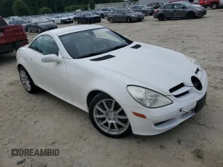 2005 Mercedes-Benz SLK 230/320 with VIN WDBWK56F75F054914, listed as a Copart auction lot 57760195 with 113,151 mi miles and Salvage title. Bid and sale history available at DreamBid. Image 4.