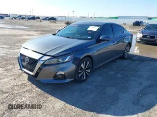 2019 Nissan Altima 2.5 SV with VIN 1N4BL4DV4KC105452, listed as a IAAI auction lot 41406164 with 99,658 mi miles. Bid and sale history available at carsss.com. Image 2.