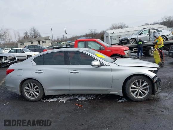 2014 Infiniti Q50 Hybrid Premium with VIN JN1AV7AR9EM700727, listed as a IAAI auction lot 41461433 with 169,882 mi miles. Bid and sale history available at carsss.com. Image 13.