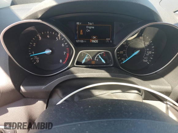 2017 Ford Escape SE z VIN 1FMCU9GD0HUB54075, wystawiony jako Copart lot #60490885 z przebiegiem 121 155 mil mil oraz Czysty tytuł • Clean title. Historia ofert i sprzedaży dostępna na DreamBid. Obrazek 9.