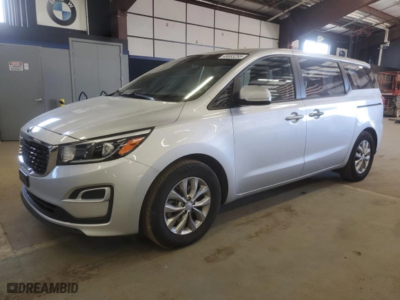 2019 Kia Sedona L with VIN KNDMA5C13K6538465, listed as a Copart auction lot 48683255 with 189,990 mi miles and Clean Title. Bid and sale history available at carsss.com. Image 1.