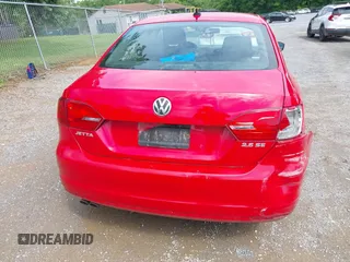 2013 Volkswagen Jetta SE with VIN 3VWDP7AJ6DM211202, listed as a IAAI auction lot 42365930 with 175,801 mi miles and . Bid and sale history available at DreamBid. Image 17.