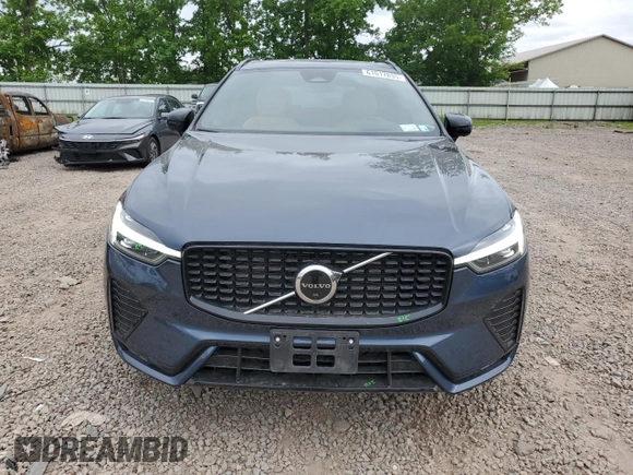 2023 Volvo XC60 Ultimate Dark Theme z VIN YV4L12RX2P1373659, wystawiony jako Copart lot #61017835 z przebiegiem 26 307 mil mil oraz Szkoda całkowita • Salvage title. Historia ofert i sprzedaży dostępna na DreamBid. Obrazek 5.