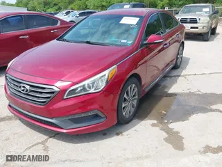 2015 Hyundai Sonata 2.4L Limited with VIN 5NPE34AFXFH112145, listed as a IAAI auction lot 42025615 with 231,496 mi miles. Bid and sale history available at carsss.com. Image 17.