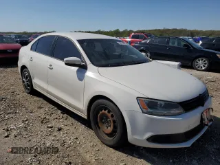 2011 Volkswagen Jetta SE with VIN 3VWDX7AJ7BM367469, listed as a Copart auction lot 53774995 with 129,915 mi miles and Salvage title. Bid and sale history available at DreamBid. Image 4.