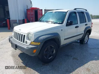 2007 Jeep Liberty Sport z VIN 1J4GL48K77W694450, wystawiony jako IAAI lot #42058569 z przebiegiem 287 326 mil mil oraz . Historia ofert i sprzedaży dostępna na DreamBid. Obrazek 2.