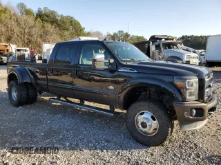 2015 Ford F-350 Lariat with VIN 1FT8W3DT3FEB28770, listed as a Copart auction lot 43983105 with 112,762 mi miles and Salvage title. Bid and sale history available at DreamBid. Image 4.