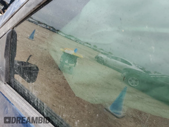 2020 Ford Escape S с VIN 1FMCU0F63LUB66342, выставлен на аукционе Copart как лот 83785924 с пробегом Не указан миль и Списание • Salvage title. История ставок и продаж доступна на DreamBid. Изображение 9.