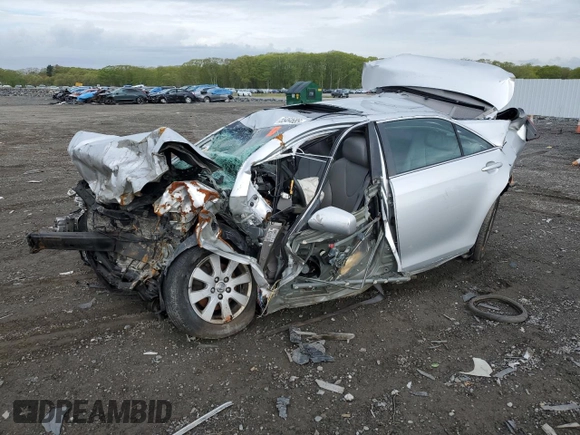 2008 Toyota Camry LE z VIN 4T1BK46K98U566970, wystawiony jako Copart lot #55464685 z przebiegiem Nie podano mil oraz Czysty tytuł • Clean title. Historia ofert i sprzedaży dostępna na DreamBid. Obrazek 1.