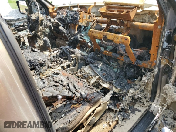 2004 Ford F-150 XLT with VIN 1FTPW14554KC21841, listed as a Copart auction lot 52446145 with 0 mi miles and Salvage Title. Bid and sale history available at carsss.com. Image 8.