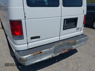 2002 Ford Econoline Cargo with VIN 1FTRE14272HA57164, listed as a IAAI auction lot 42071945 with 236,387 mi miles. Bid and sale history available at carsss.com. Image 14.