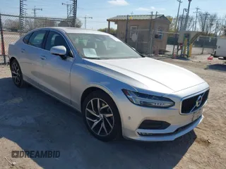 2017 Volvo S90 Momentum with VIN YV1102AK1H1010312, listed as a IAAI auction lot 41758726 with 93,375 mi miles. Bid and sale history available at carsss.com. Image 1.