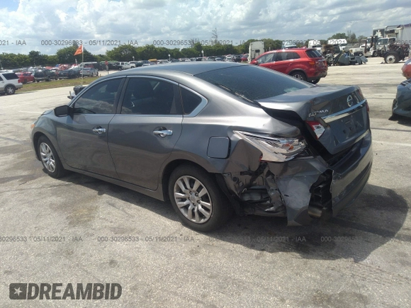 2016 Nissan Altima SR with VIN 1N4AL3AP9GC152060, listed as a IAAI auction lot 41696104 with 111,478 mi miles and . Bid and sale history available at carsss.com. Image 3.