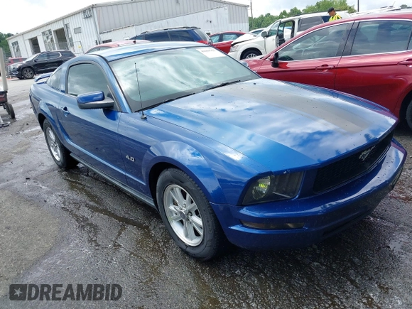 2006 Ford Mustang Standard with VIN 1ZVFT80N365125546, listed as a IAAI auction lot 42659162 with 221,544 mi miles and . Bid and sale history available at DreamBid. Image 1.