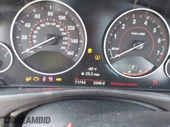 2018 BMW 3 Series 330i xDrive with VIN WBA8D9G53JNU66956, listed as a IAAI auction lot 41201267 with 71,754 mi miles. Bid and sale history available at carsss.com. Image 7.
