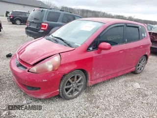 2007 Honda Fit Sport with VIN JHMGD38677S021695, listed as a IAAI auction lot 41552042 with 272,493 mi miles. Bid and sale history available at carsss.com. Image 2.